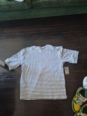 Amongst Others Mens Drop Shoulder Boxy Fit Color White Shirt Size Large Neutral